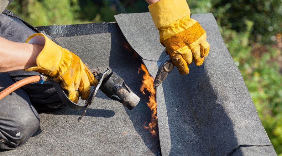 Professional gutter cleaning in Abington, MA
